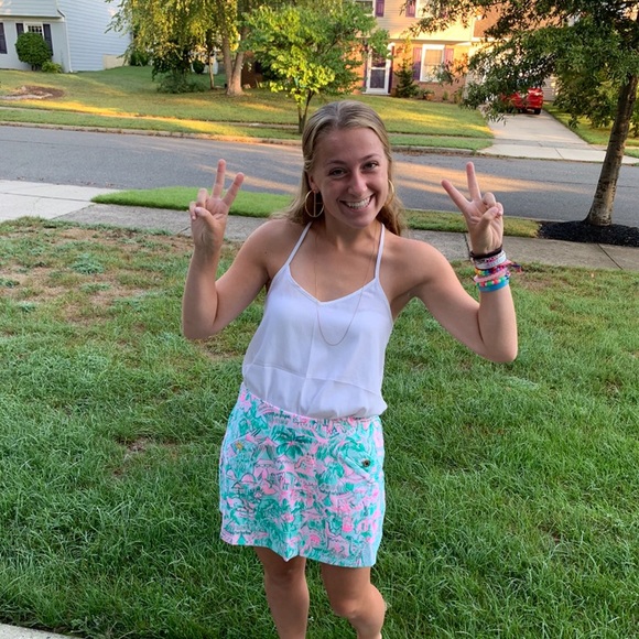 Meet your Posher, Megan - Picture 1 of 1